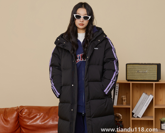 鵝絨服是不是比鴨絨服?。ㄓ鸾q服鴨絨好還是鵝絨的好）